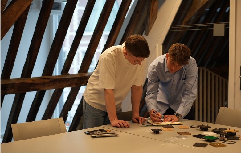 Working session at Teletask